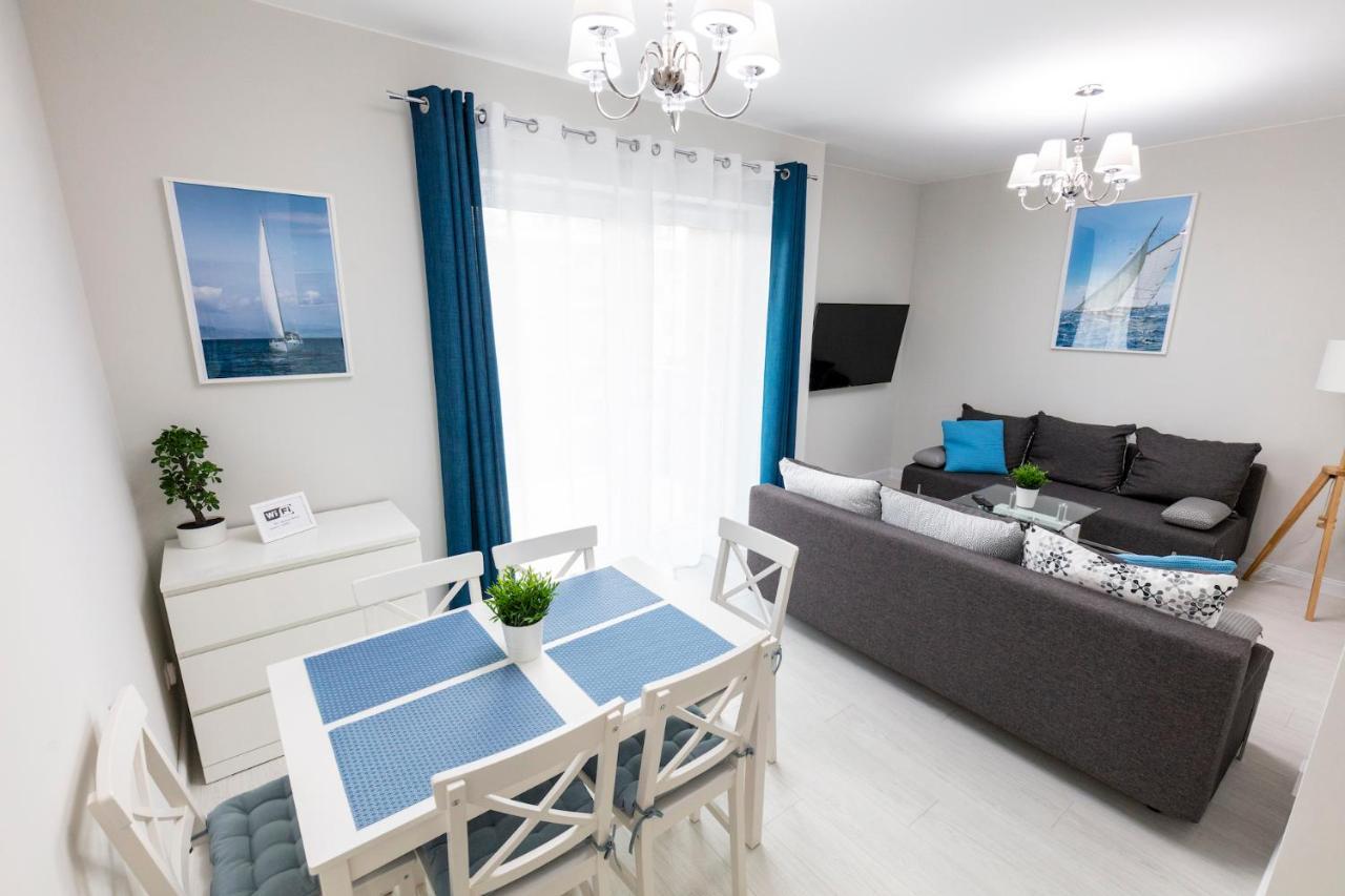 Apartament 7M Z Basenem W Jednym Budynku Klifowa Rewal Bon Turystyczny !!! Free Private Parking Exterior photo