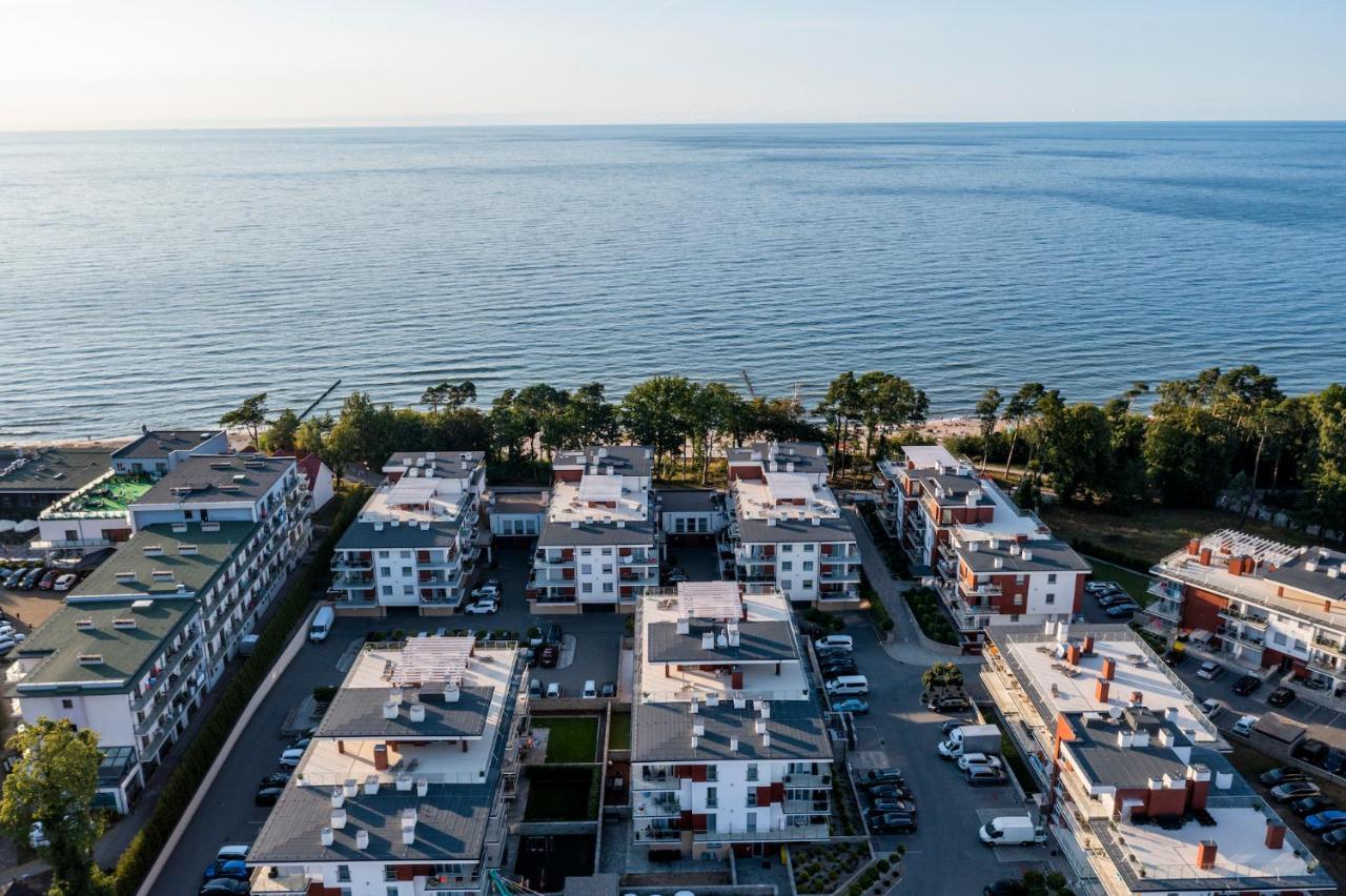 Apartament 7M Z Basenem W Jednym Budynku Klifowa Rewal Bon Turystyczny !!! Free Private Parking Exterior photo